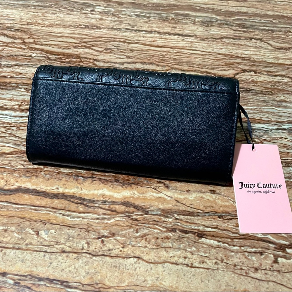 Juicy Couture - Picture 8 of 11